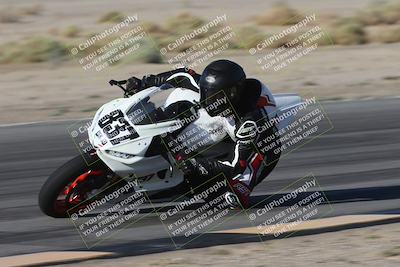 media/Sep-20-2025-Race Pace (Sat) [[d4e1b33f4d]]/Non Verified/Turn 4 Inside (8am)/